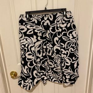 Black and White Mid skirt